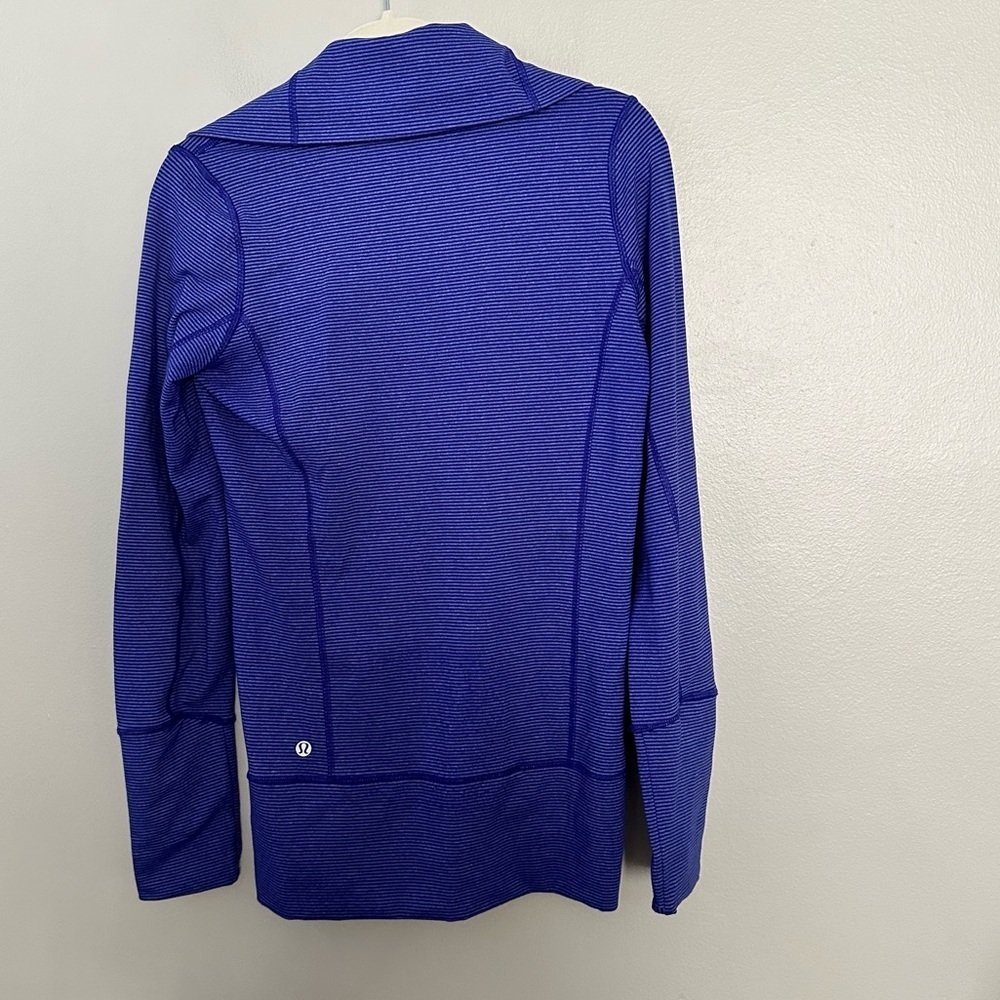 Lululemon blue Jacket size 4